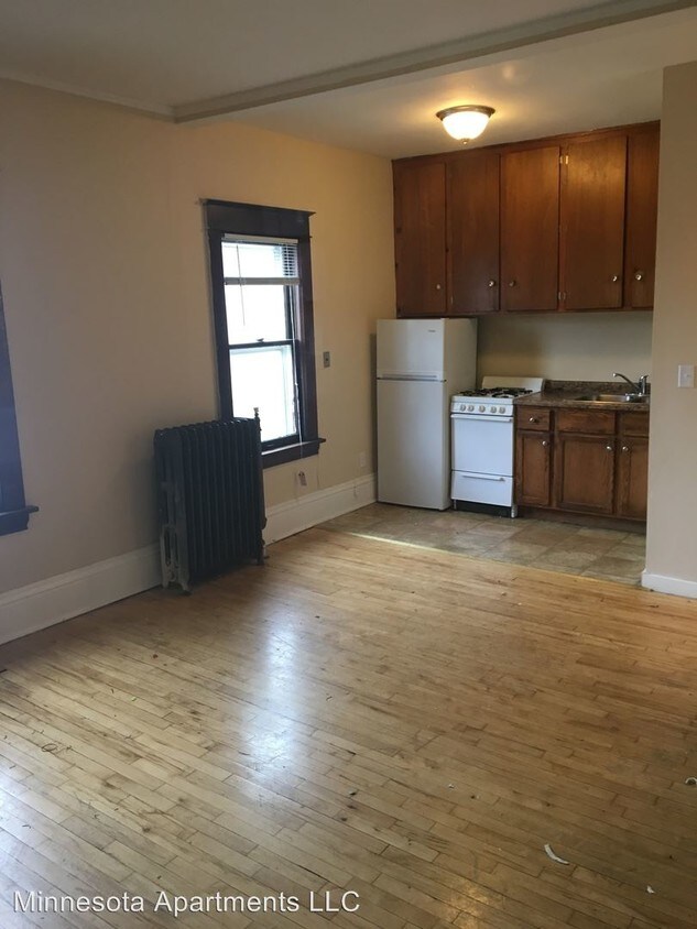 Foto del edificio - 1552 Edmund Ave W