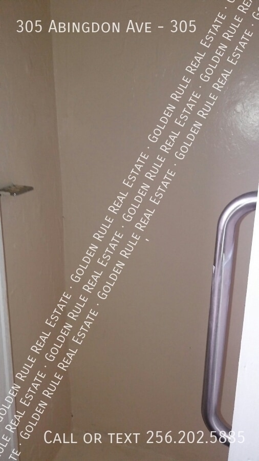 Foto del edificio - 305 Abingdon Ave NW