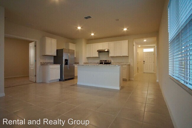 Building Photo - 3 br, 2 bath House - 328 Gina Ln