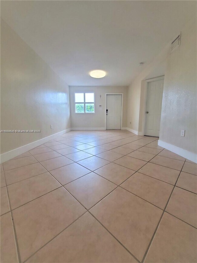 Foto del edificio - 15250 SW 134th Pl