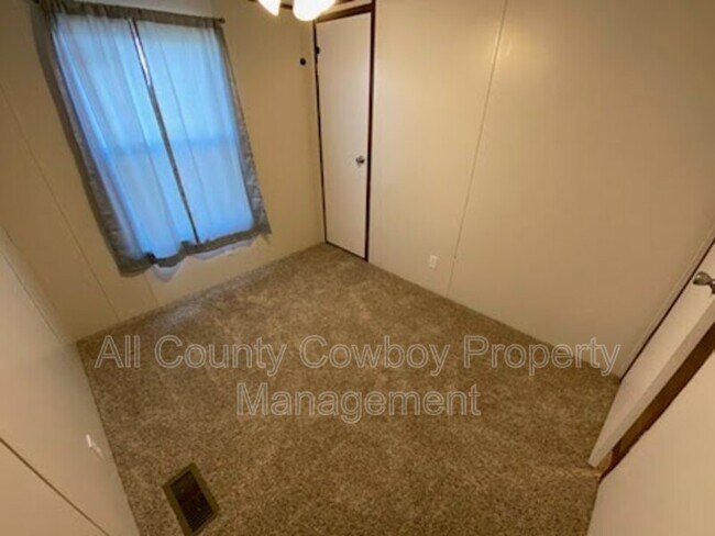 Foto del edificio - 1272 W Lyons St