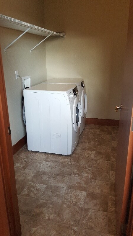 Foto del edificio - 3800 NE 3rd Pl