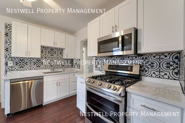 Building Photo - 866 Wilshire Pl