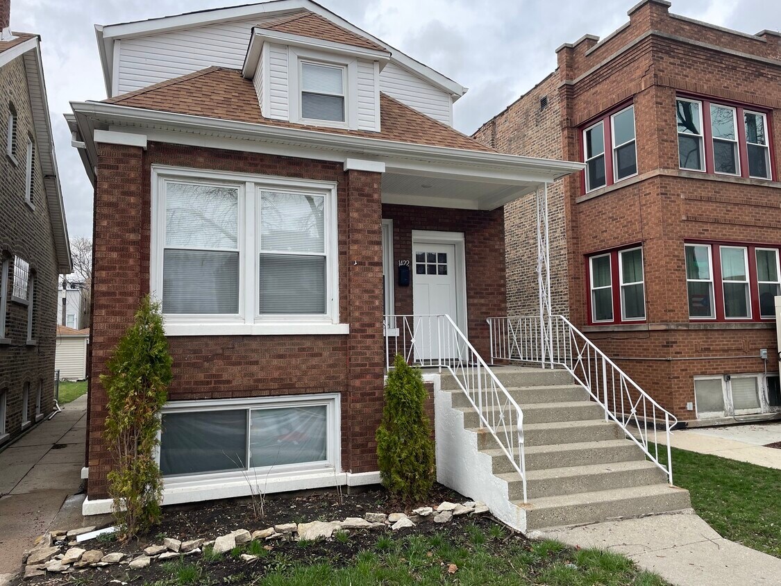 Primary Photo - 1422 N Latrobe Ave