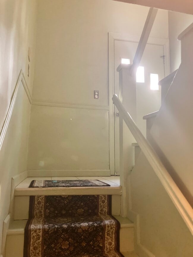 Foto del edificio - 234 E Walnut St