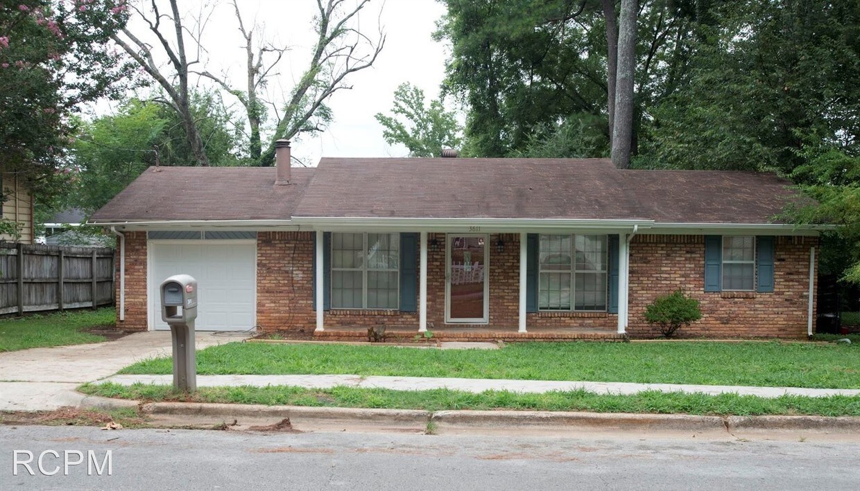 Primary Photo - 3 br, 2 bath House - 3611 Penny St. SW
