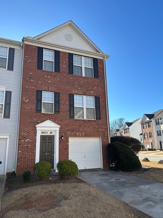 Photo - 109 Cambria Ct (Mauldin, SC)