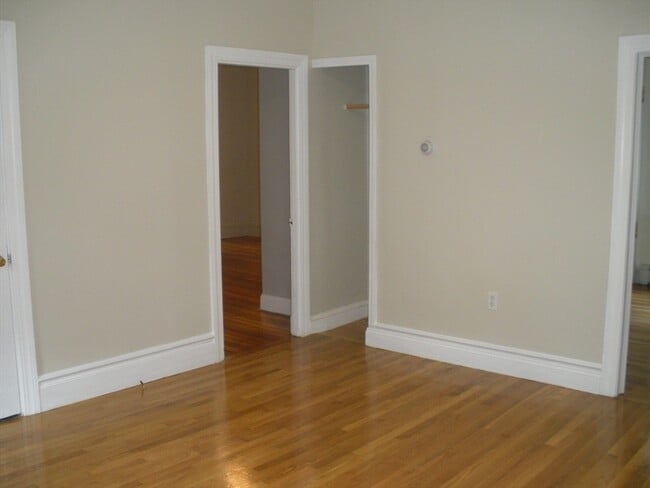 Foto del edificio - 113 Rockland St