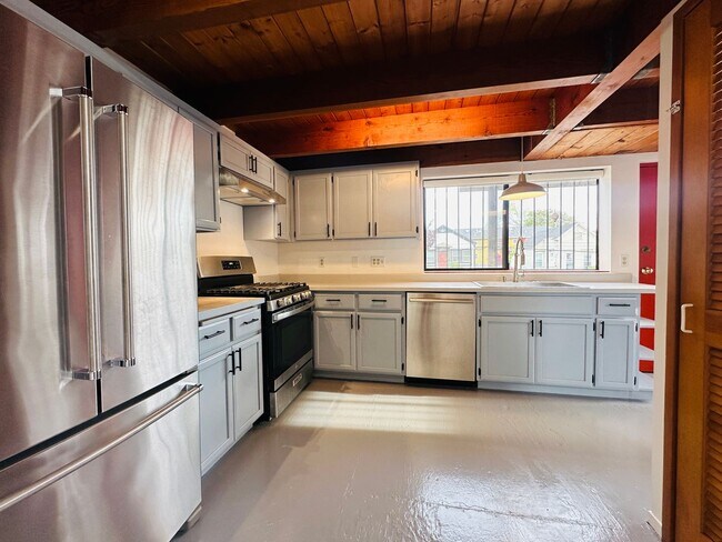 Foto del edificio - West Oakland 5th St