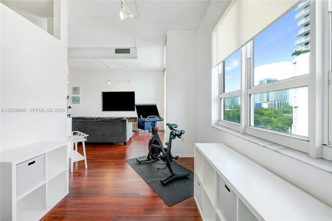 Foto del edificio - 2001 Biscayne Blvd