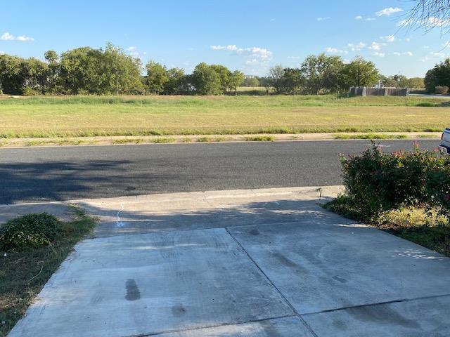 Foto del edificio - 102 Meadowlark Cir