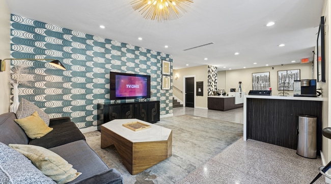 Photo - Ellicott House