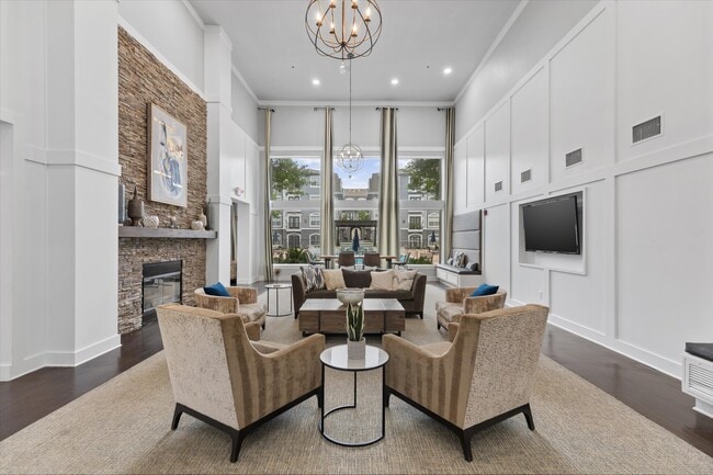 Leasing Office - 7900 at Park Central