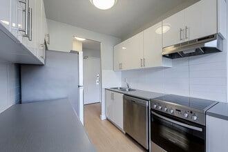 Building Photo - Milepost Manor
