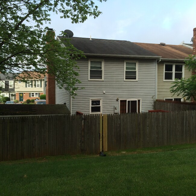 451 Denning Ct, Warrenton, VA 20186 Townhome Rentals in Warrenton VA