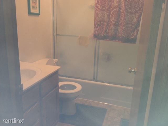Building Photo - 1 br, 1 bath  - Hunter Lodge  Unit