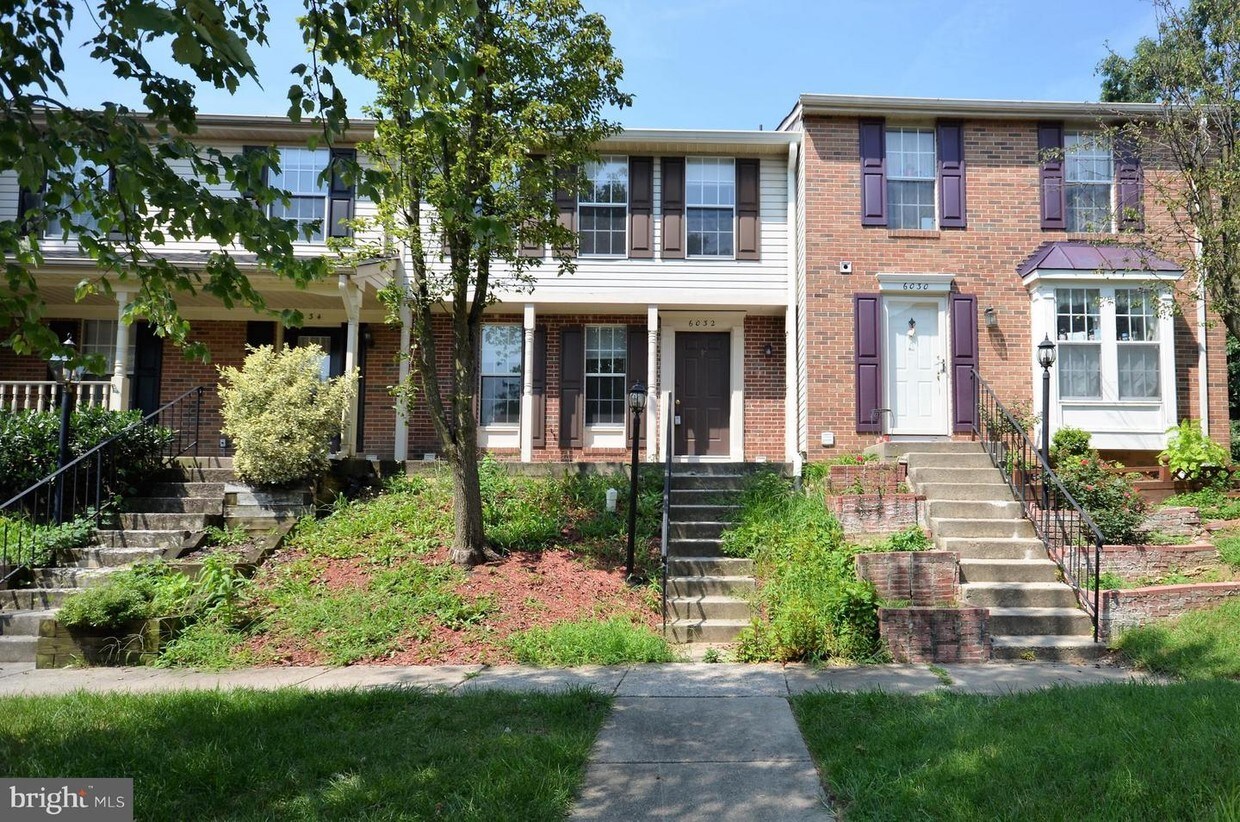 Foto principal - 6032 Buttercup Ct