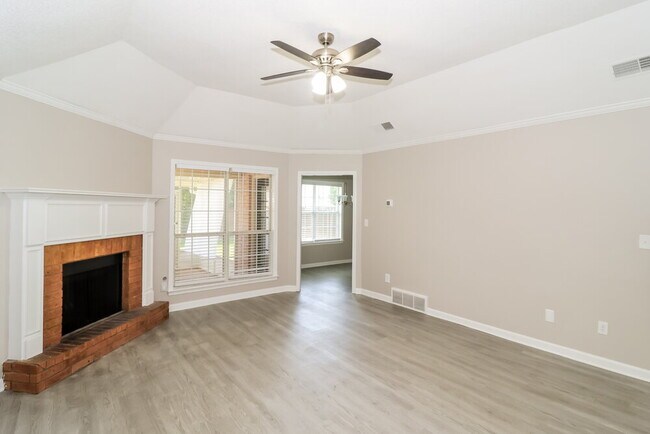 Building Photo - 7737 Wolfden Cir