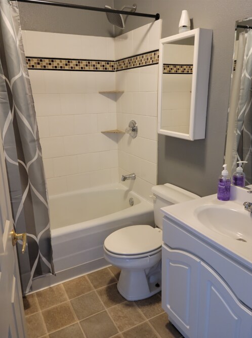 Bathroom - 1007 Swift Ave