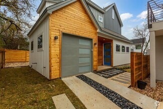 Building Photo - 3009 Kuhlman Ave