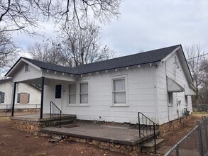 Building Photo - 207 E 20th St SW