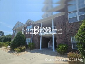 Building Photo - 2029 Silvercrest Dr