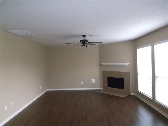 Foto del edificio - 15510 Fair Elm Court