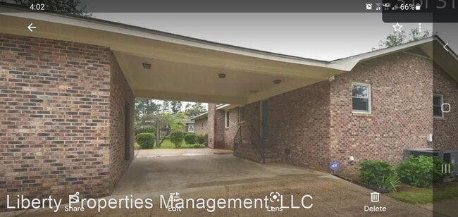 Building Photo - 4 br, 2.5 bath House - 805 S Dean Road