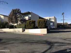 Building Photo - 1375 Carlin St