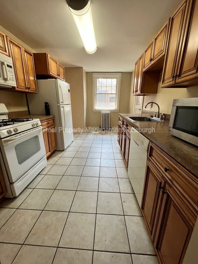 Foto del edificio - 5731 Phillips Ave