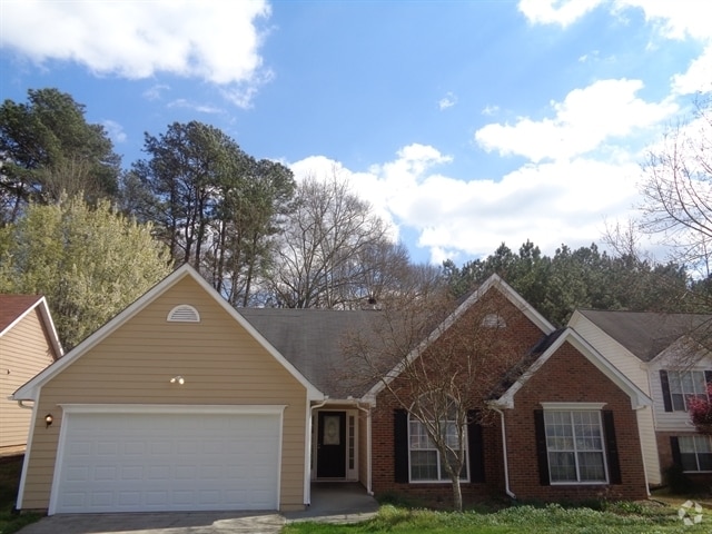 Building Photo - 4620 English Oaks Ln NW