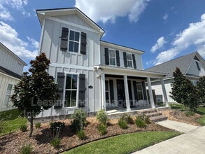 Building Photo - 113 Oak Village Dr