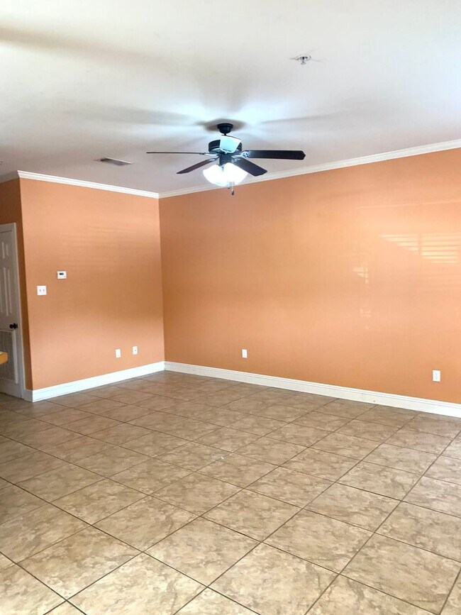 Photo - Gated community off of Burbank Townhome