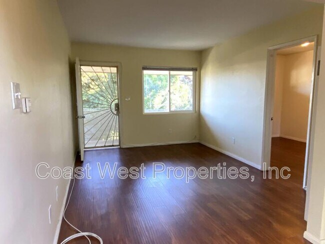 Foto del edificio - 4566 Maryland St