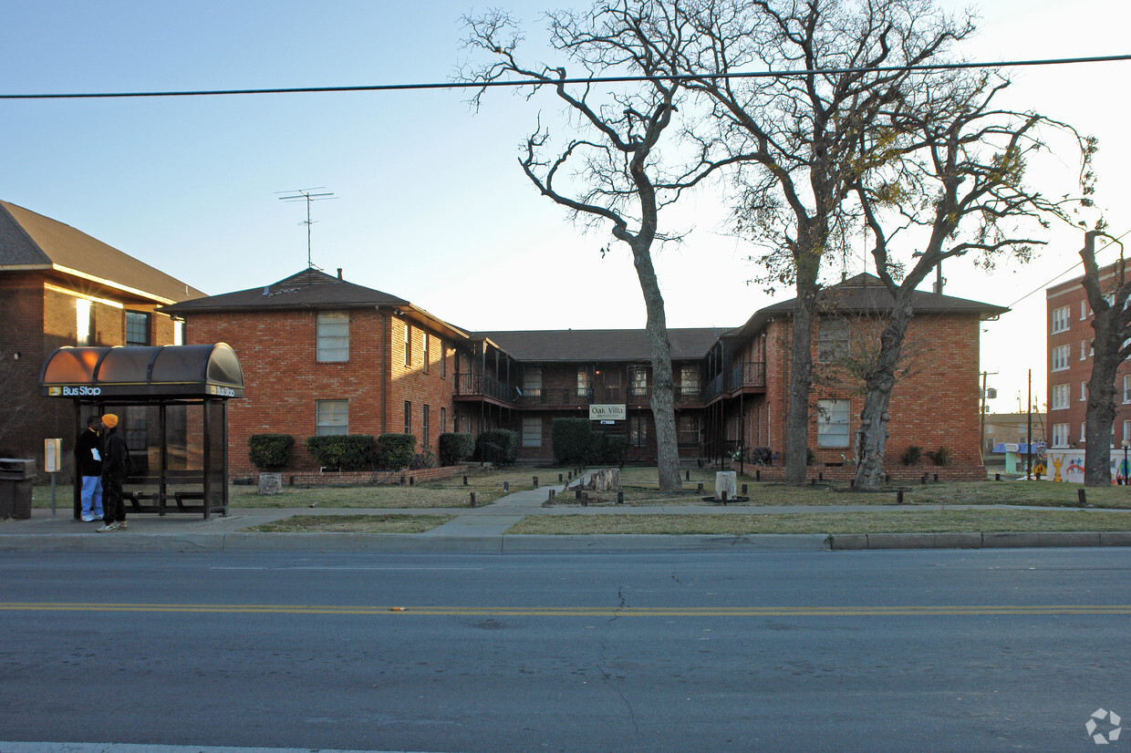 Foto del edificio - Oak Villa Apartments