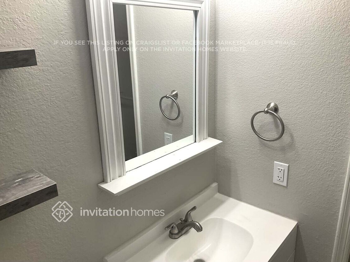 Building Photo - 4737 W Marco Polo Rd