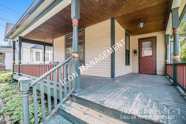 Building Photo - 709 W Lovell St