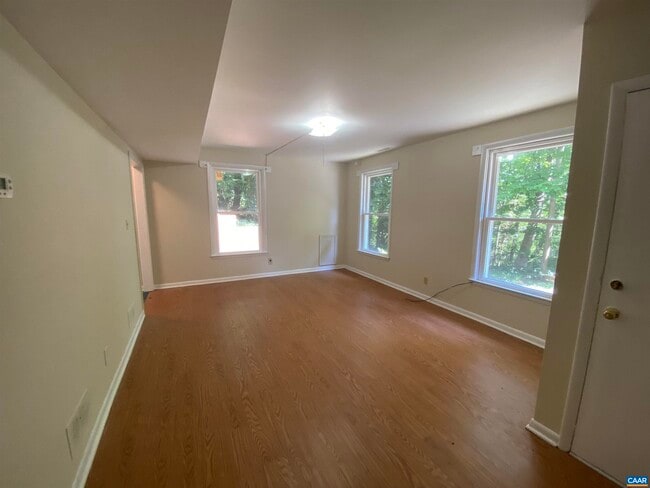 Foto del edificio - 1708 Solomon Rd