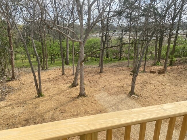 Building Photo - 109 Farris Ave