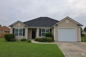 Building Photo - 3658 Linden Cir