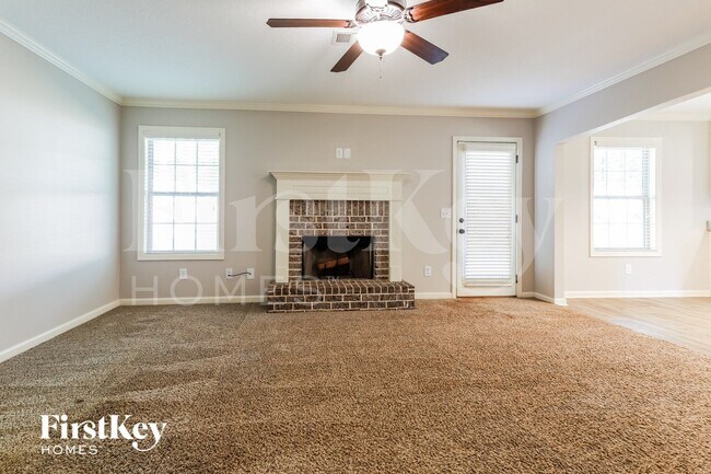 Foto del edificio - 631 Peachtree Rd