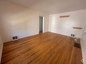 Building Photo - 516 4th Ave