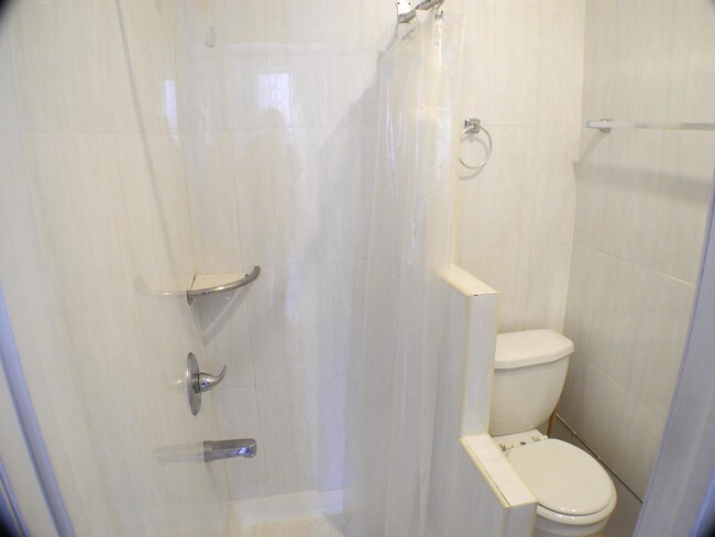 Foto del edificio - 12-07 Jackson Avenue