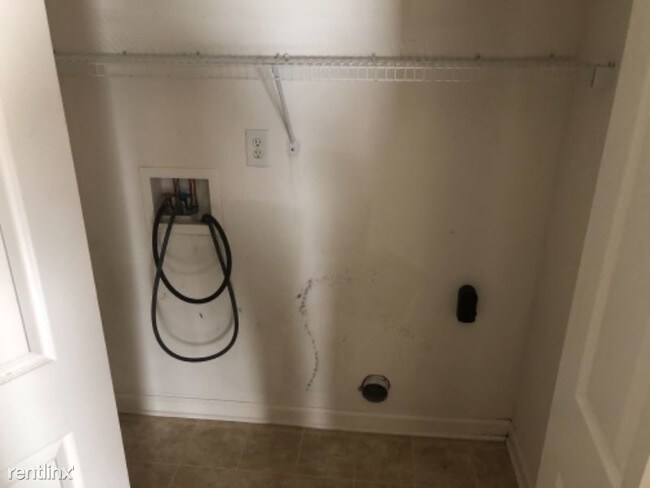 Building Photo - 2 br, 1.5 bath Condo - 4919 Tuscany Ln