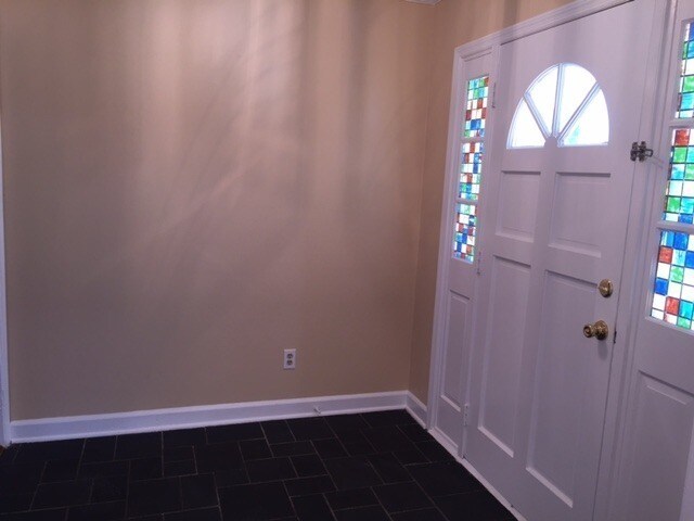 Building Photo - CARMEL ROAD - QUAIL HOLLOW Area RANCH HOME