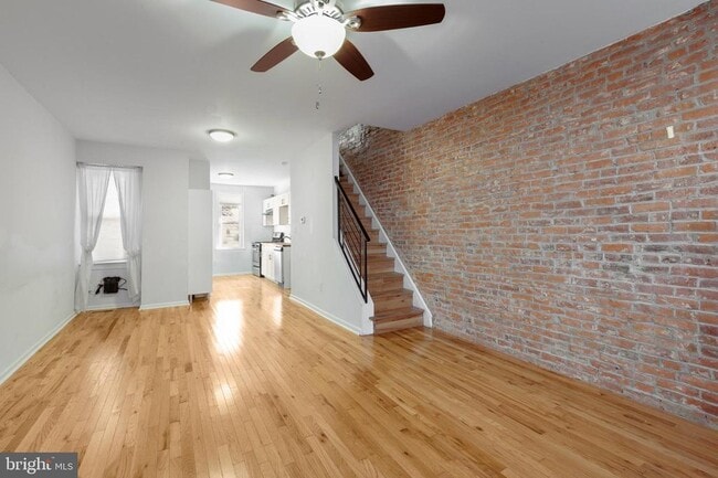 Building Photo - 1517 S LeCount St