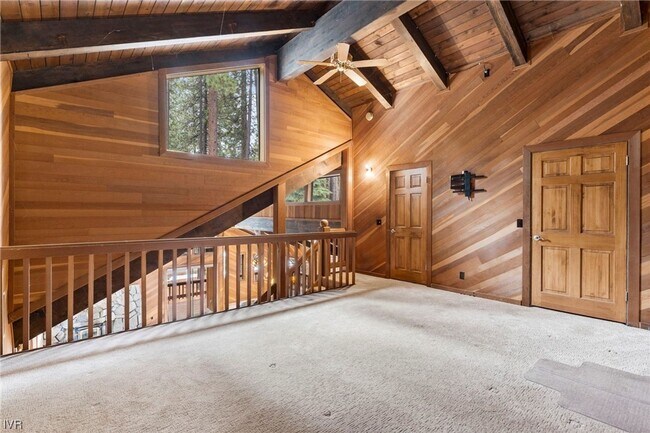 Building Photo - Two Bedroom + Loft Home in Mill Creek Neig...
