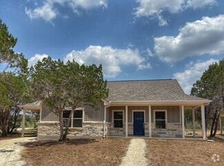 Building Photo - 7206 State Hwy 16 S
