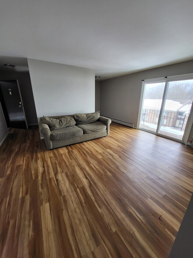 828 Holly Gardens Apartments in Fulton, NY