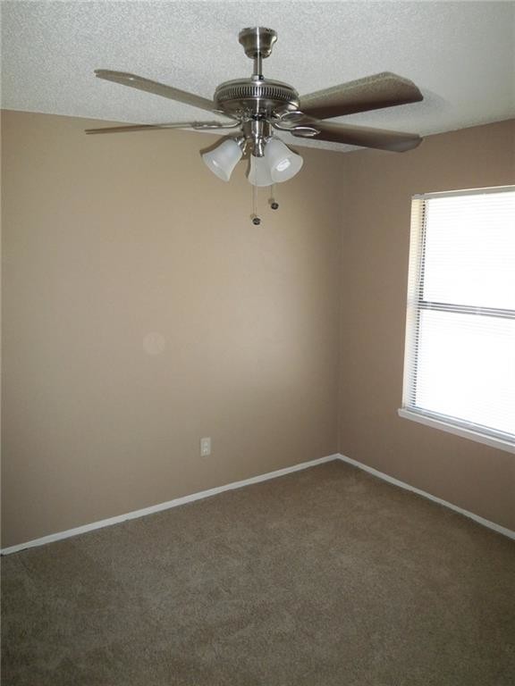 Foto del edificio - 8041 Trimble Dr